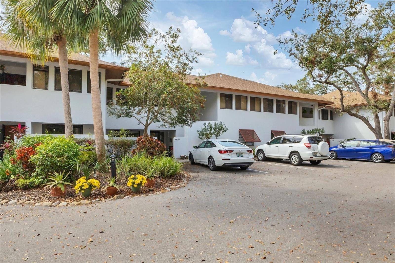 3330 THORNWOOD RD #3330, Sarasota, FL 34231