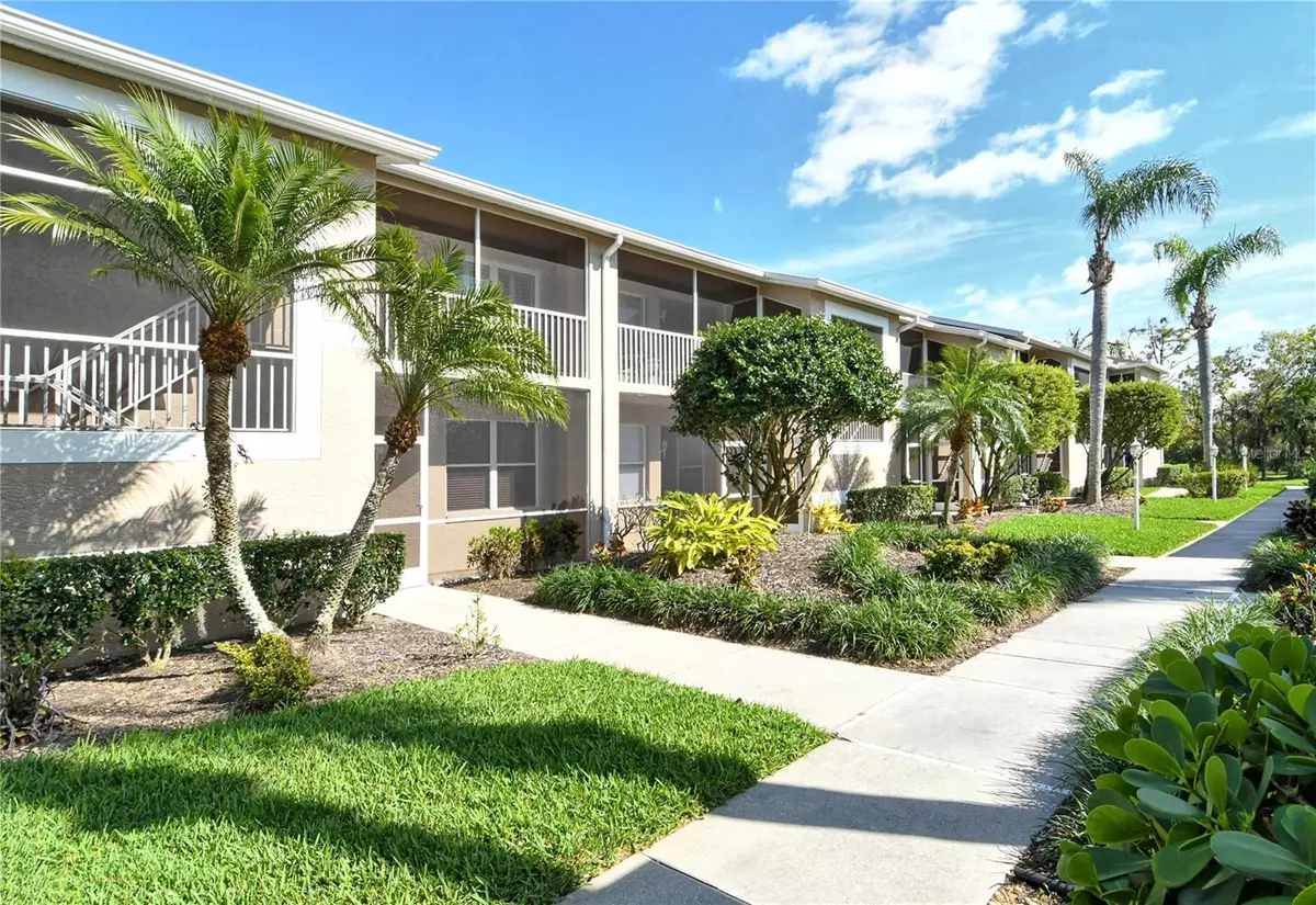 Sarasota, FL 34241,5310 HYLAND HILLS AVE #2114