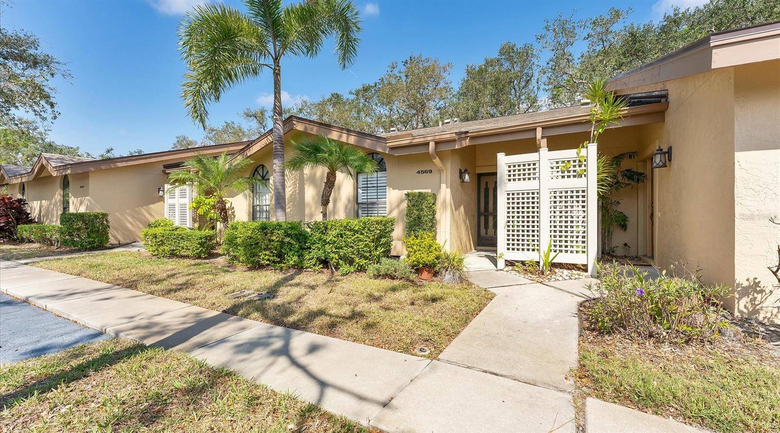 4569 MORNINGSIDE #18, Sarasota, FL 34235