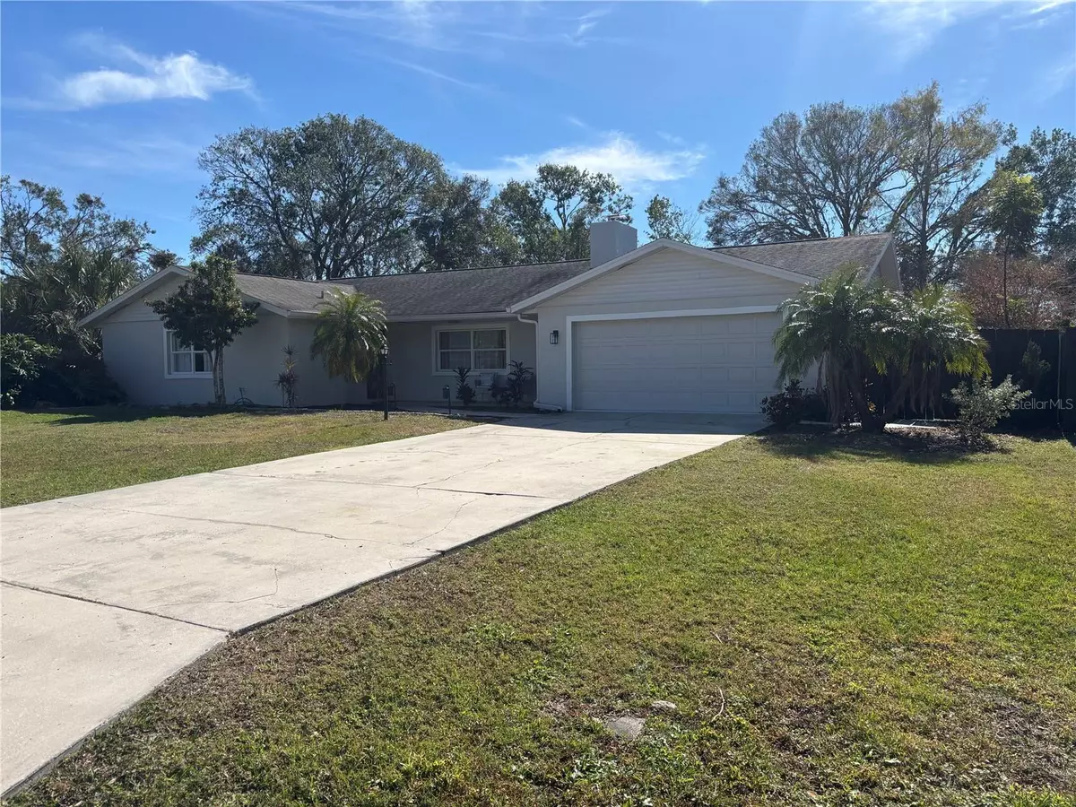 Sarasota, FL 34233,3950 SAWYERWOOD RD