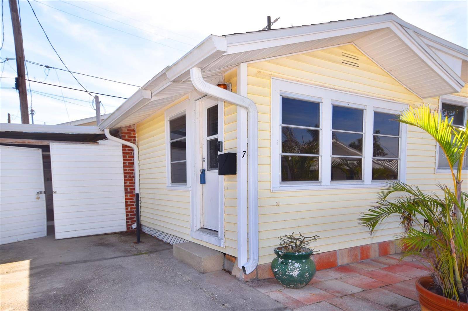 Bradenton, FL 34208,7 HIGH ST