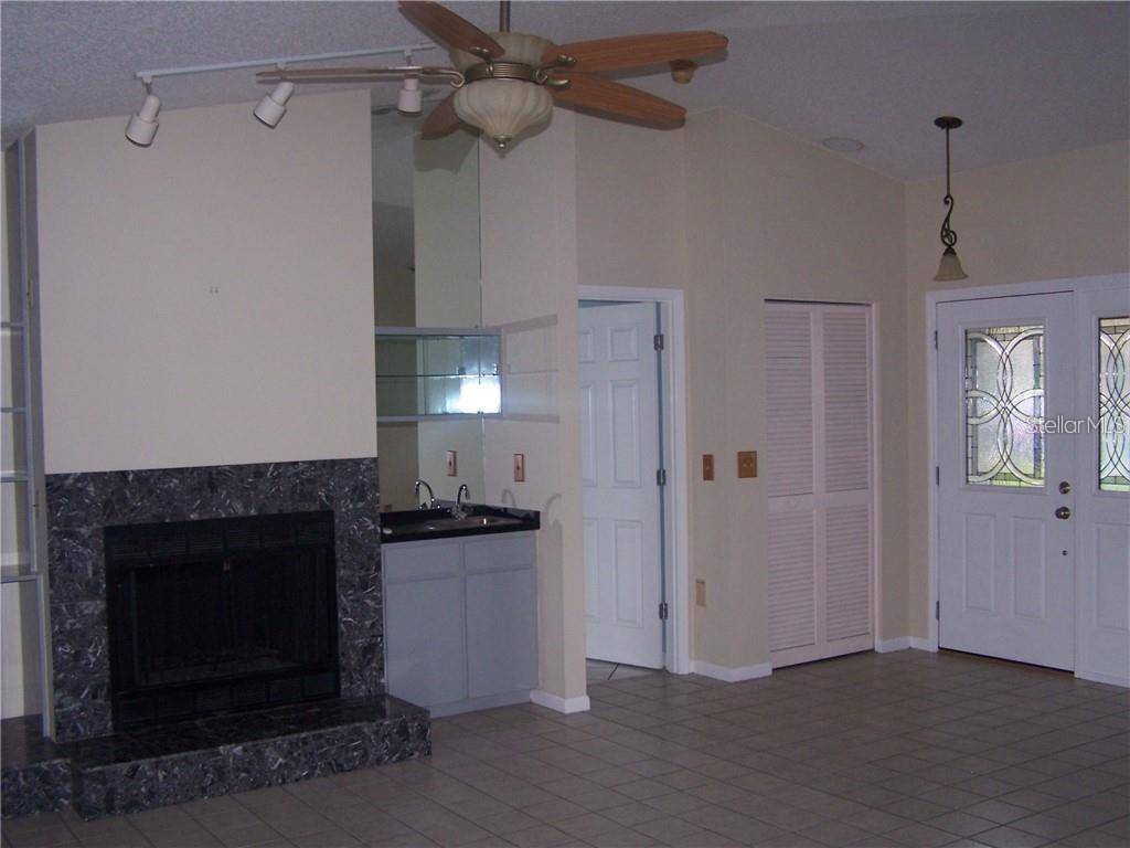 Sarasota, FL 34231,5325 FOX RUN WAY