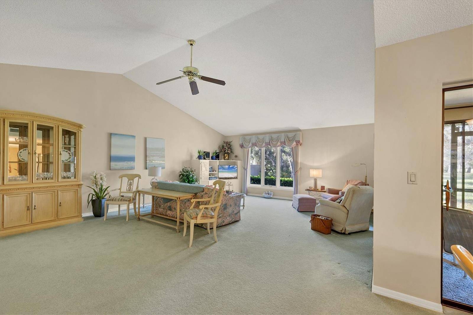 Sarasota, FL 34238,3825 WILSHIRE CIR #1