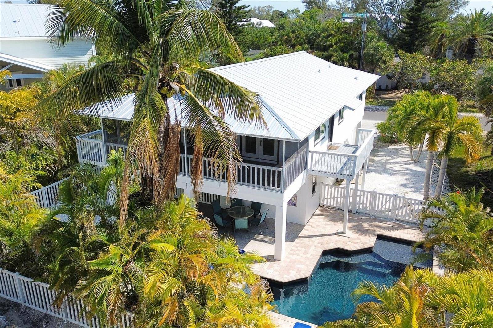 Anna Maria, FL 34216,123 HAMMOCK RD