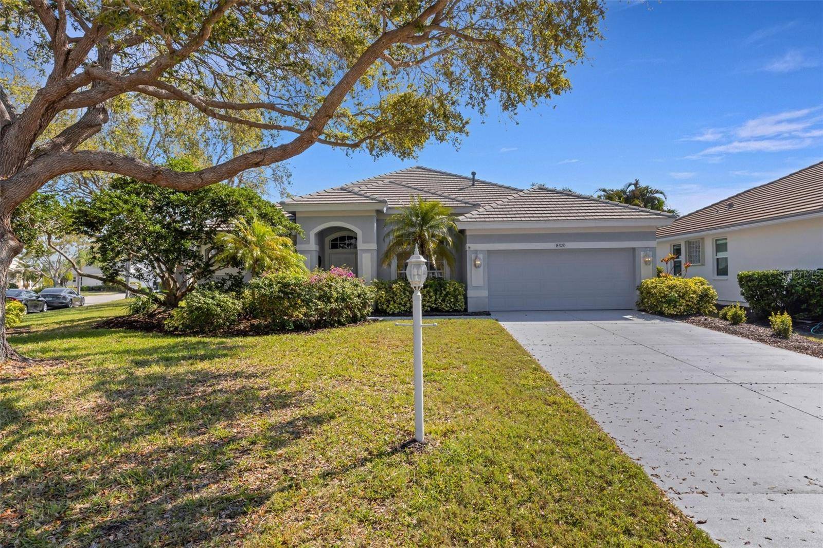 8420 SAILING LOOP, Lakewood Ranch, FL 34202