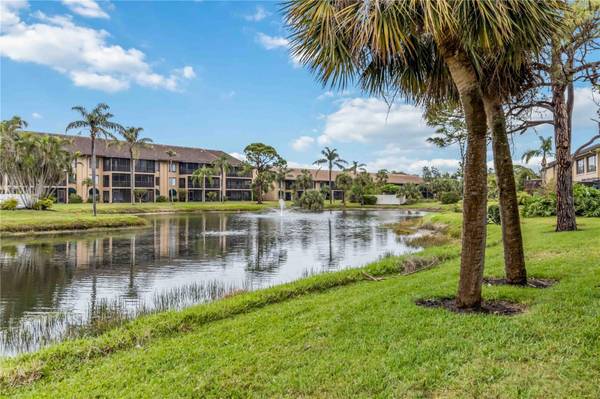 5734 ASHTON LAKE DR #7, Sarasota, FL 34231