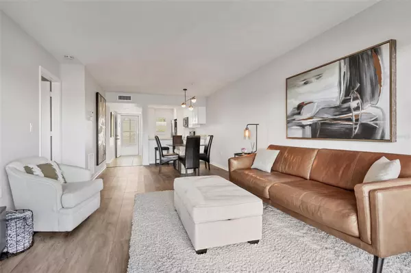 Venice, FL 34293,404 CERROMAR CIR N #119