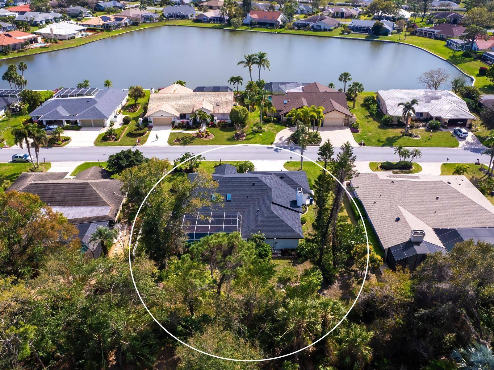 Sarasota, FL 34243,5646 COUNTRY LAKES DR