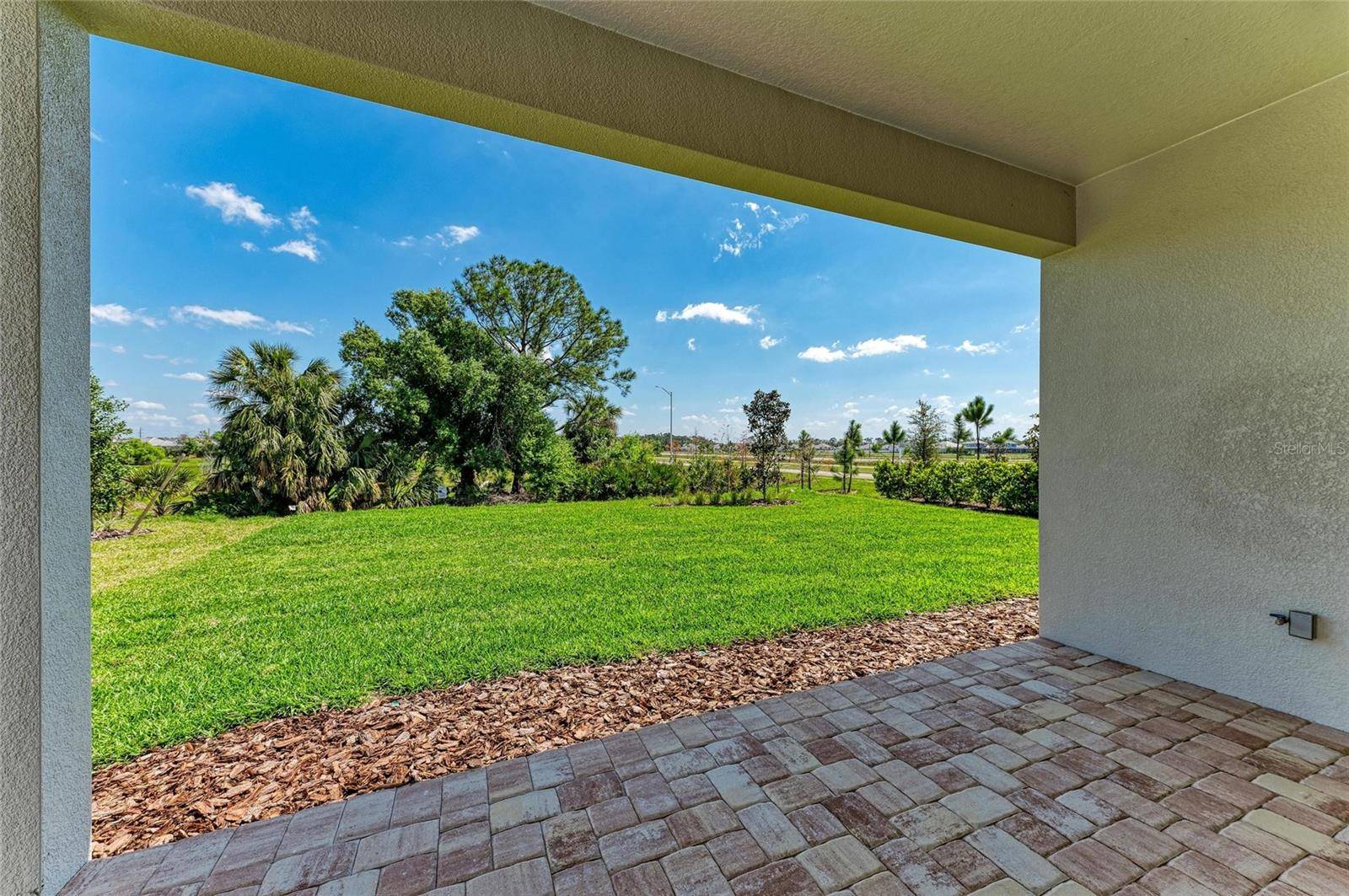 Sarasota, FL 34240,995 WATERLINE CT