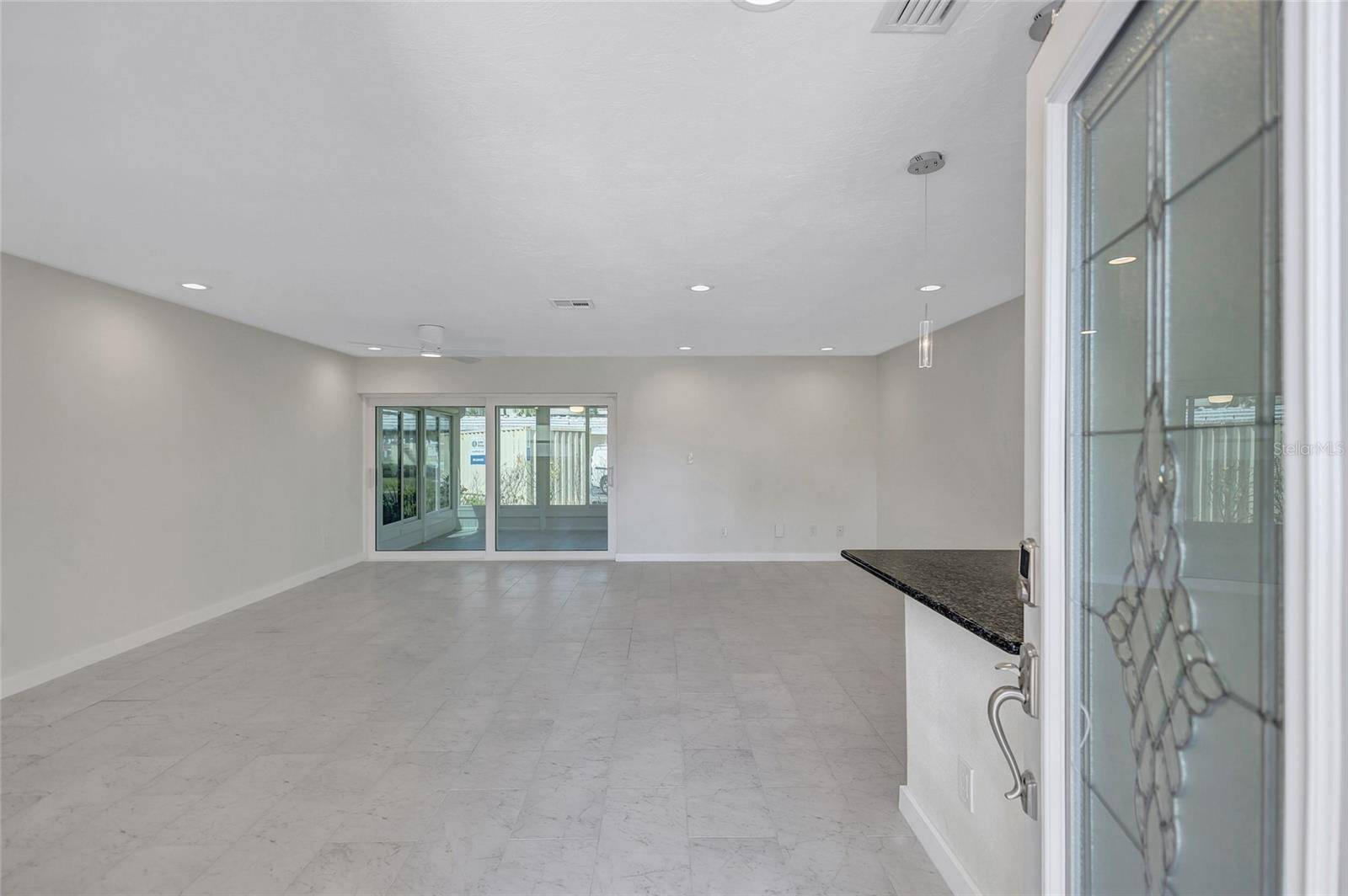 Sarasota, FL 34242,111 WHISPERING SANDS CIR #V38
