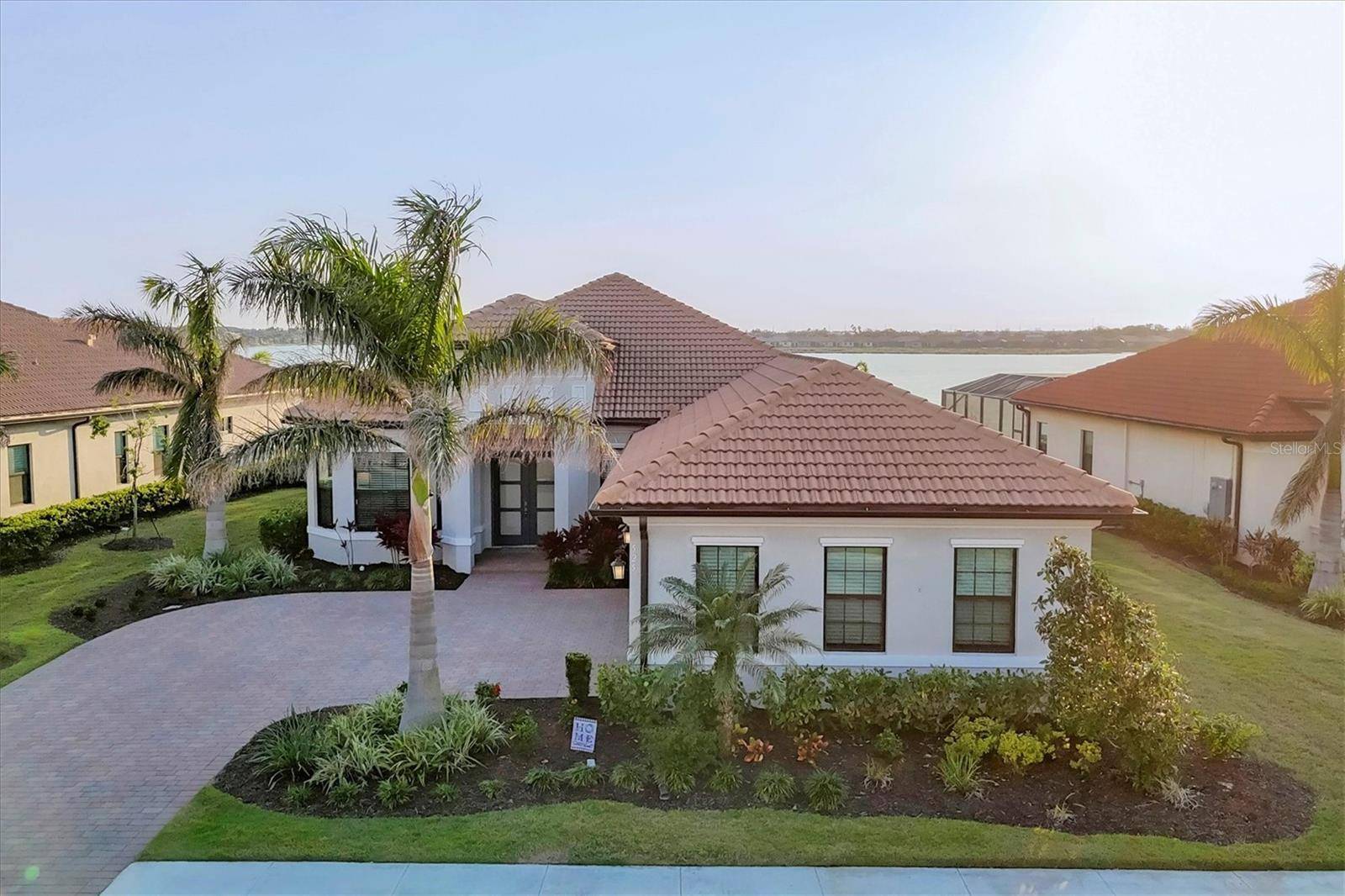 Nokomis, FL 34275,525 MARAVIYA BLVD