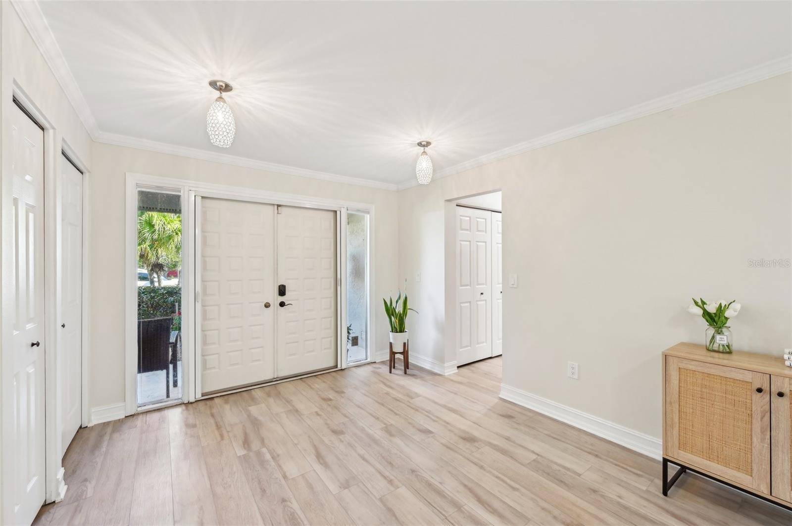 Sarasota, FL 34238,3880 WILSHIRE CIR #28