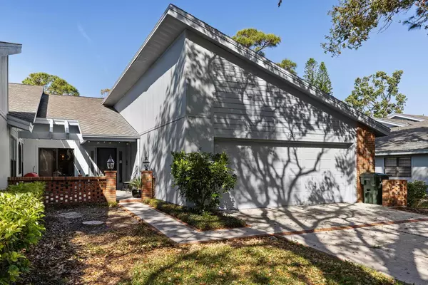 Sarasota, FL 34231,2626 MOSS OAK DR #51