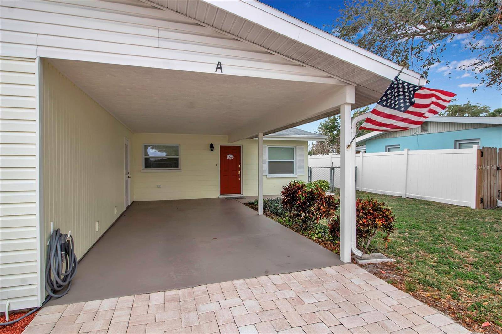 Bradenton, FL 34207,5808 18TH ST W #A & B