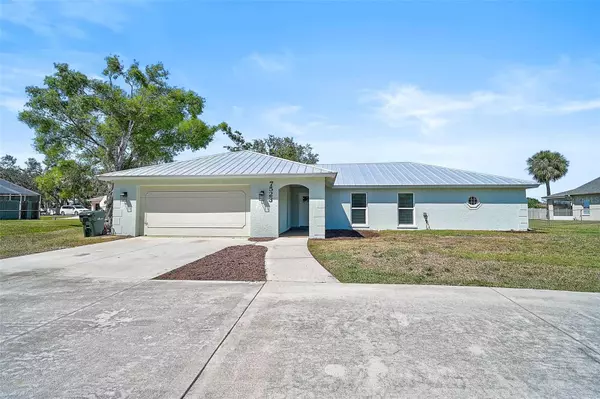 7523 S LEEWYNN DR, Sarasota, FL 34240