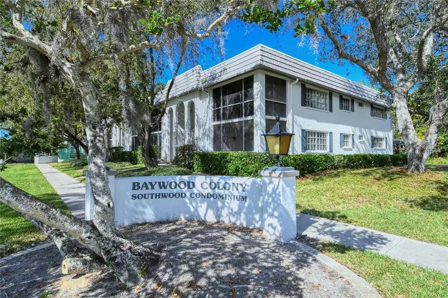 1711 SOUTHWOOD ST #1711, Sarasota, FL 34231