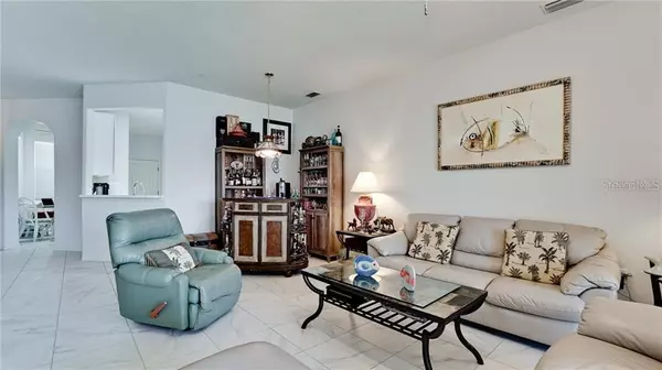 Sarasota, FL 34243,3478 PARKRIDGE CIR #32-104