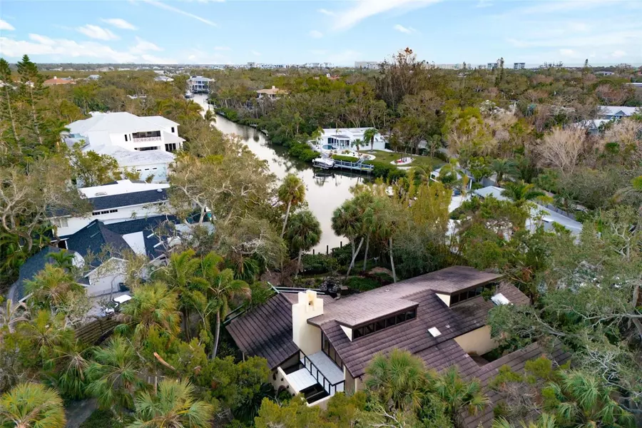 5112 JUNGLE PLUM RD, Sarasota, FL 34242