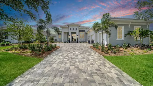 8348 CATAMARAN CIR, Lakewood Ranch, FL 34202