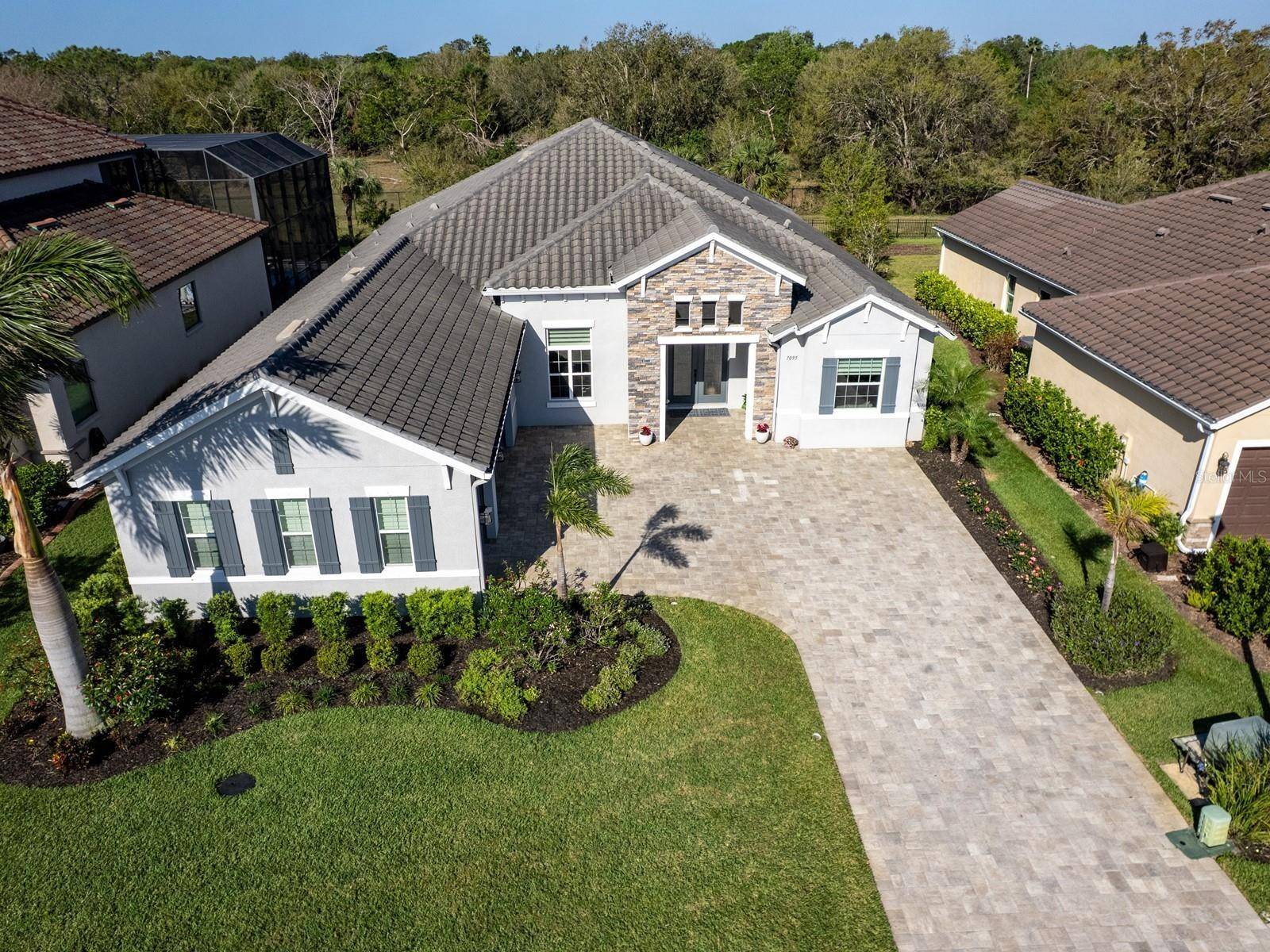 7095 TAMWORTH Pkwy, Sarasota, FL 34241