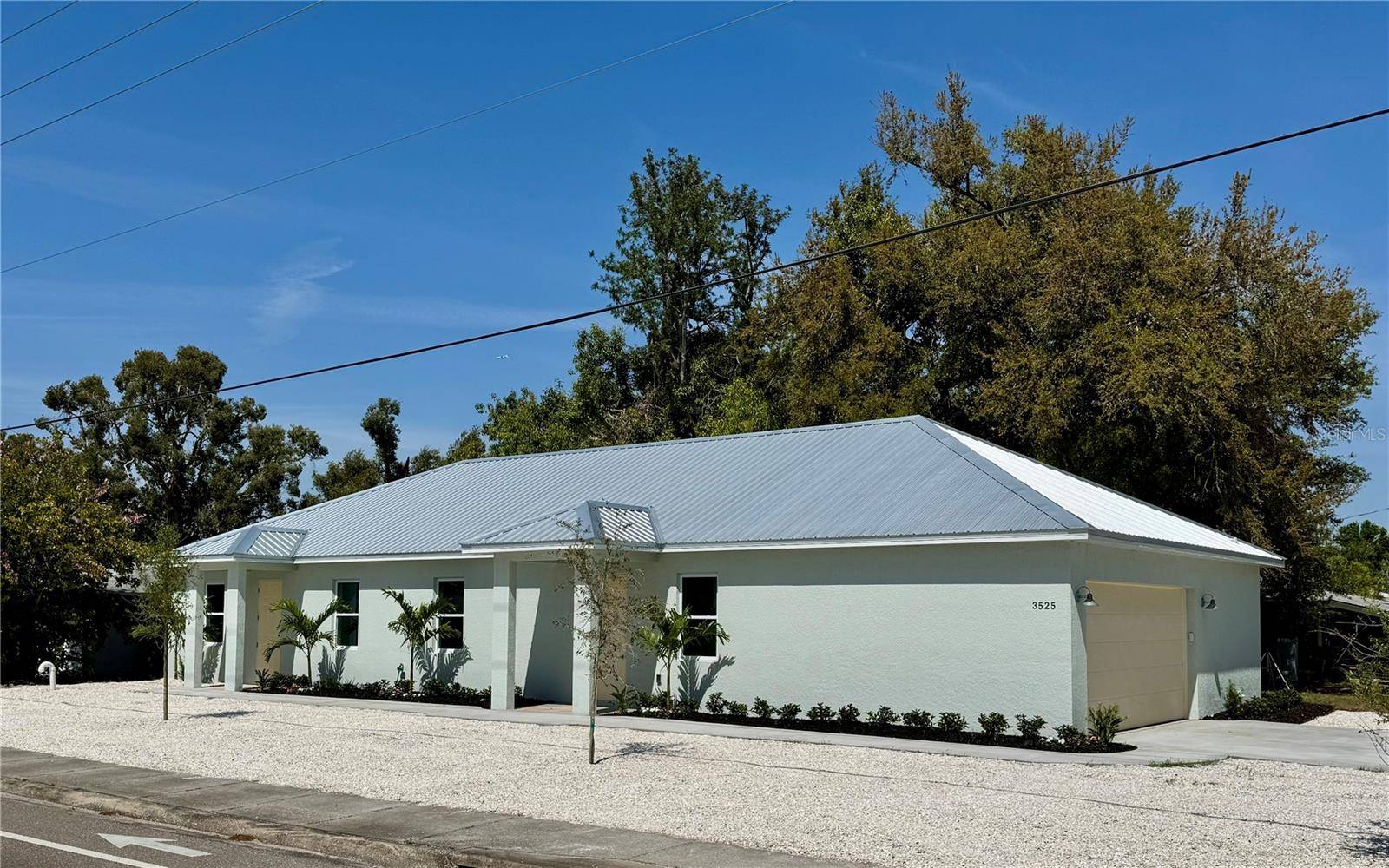 3525 MCINTOSH RD, Sarasota, FL 34232