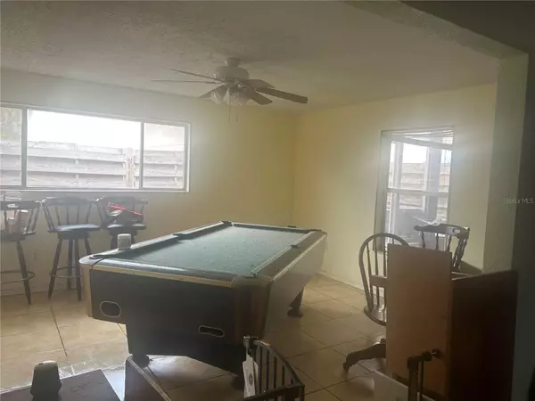 Sarasota, FL 34243,965 WHITMAN DR