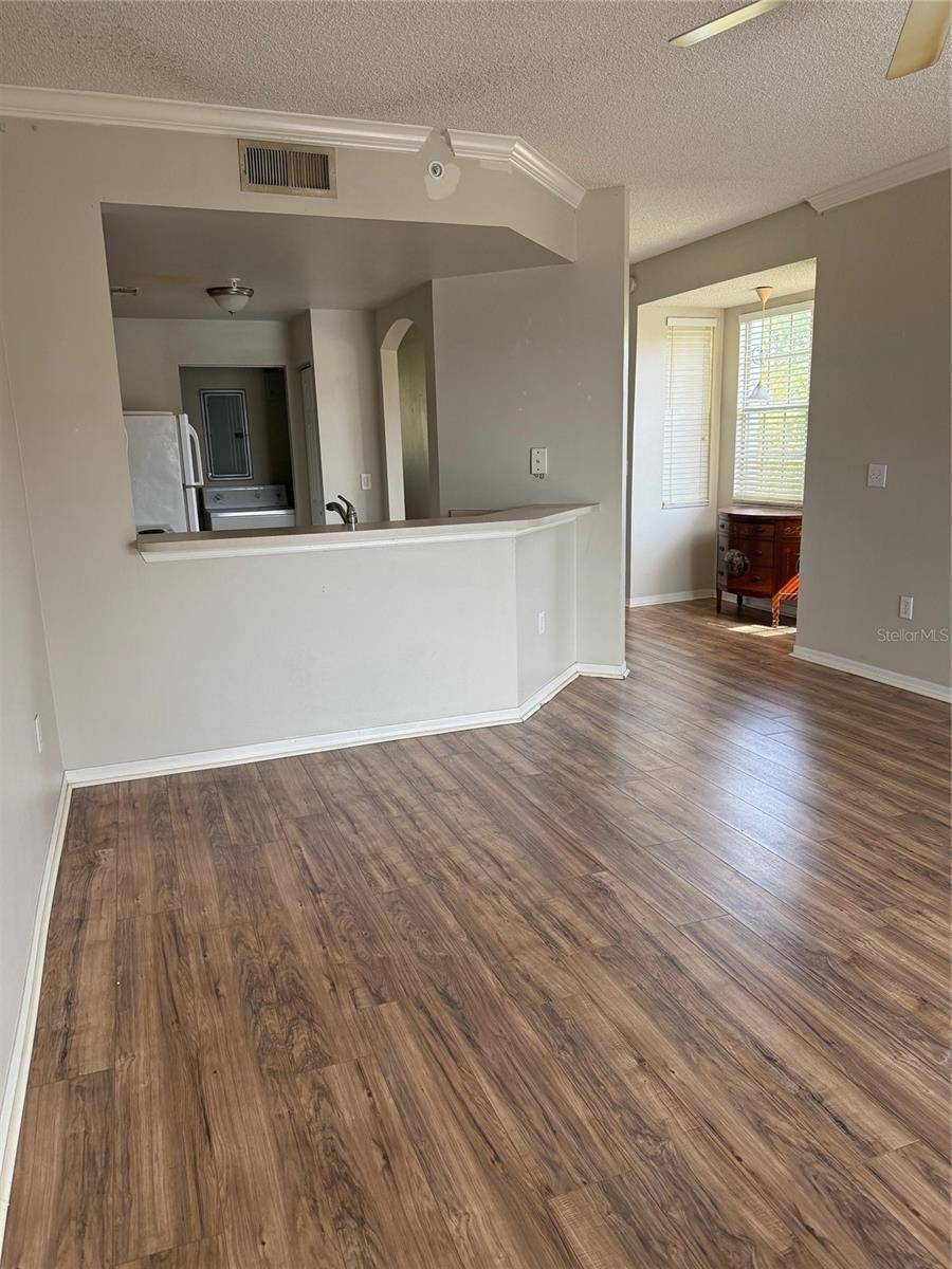 Sarasota, FL 34235,5681 BENTGRASS DR #13-201
