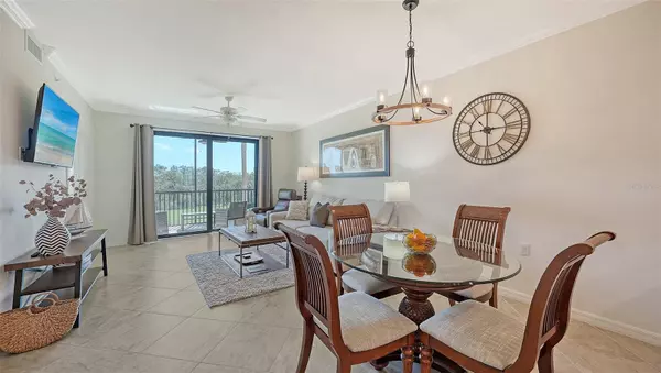 Bradenton, FL 34211,17510 GAWTHROP DR #305