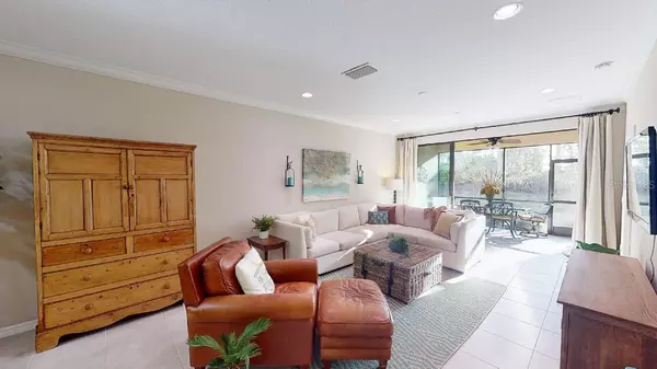 Lakewood Ranch, FL 34211,13608 MESSINA LOOP #102