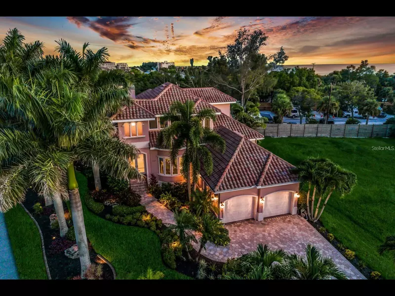 1102 HORIZON VIEW DR, Sarasota, FL 34242
