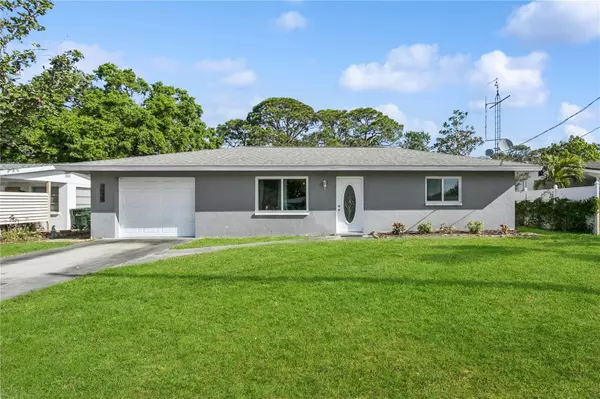 2039 KAI DR,  Sarasota,  FL 34231