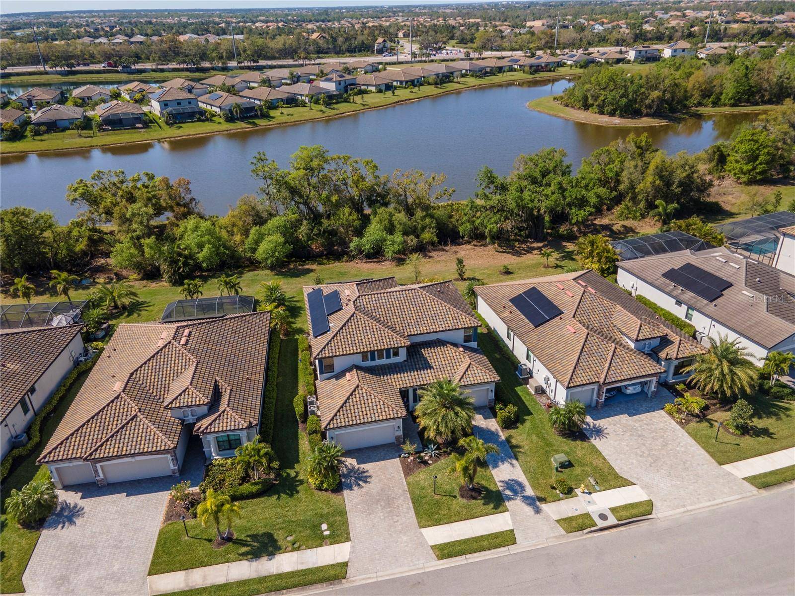 Bradenton, FL 34211,18013 POLO TRL
