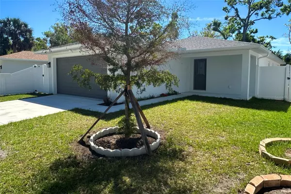 1426 19TH ST, Sarasota, FL 34234