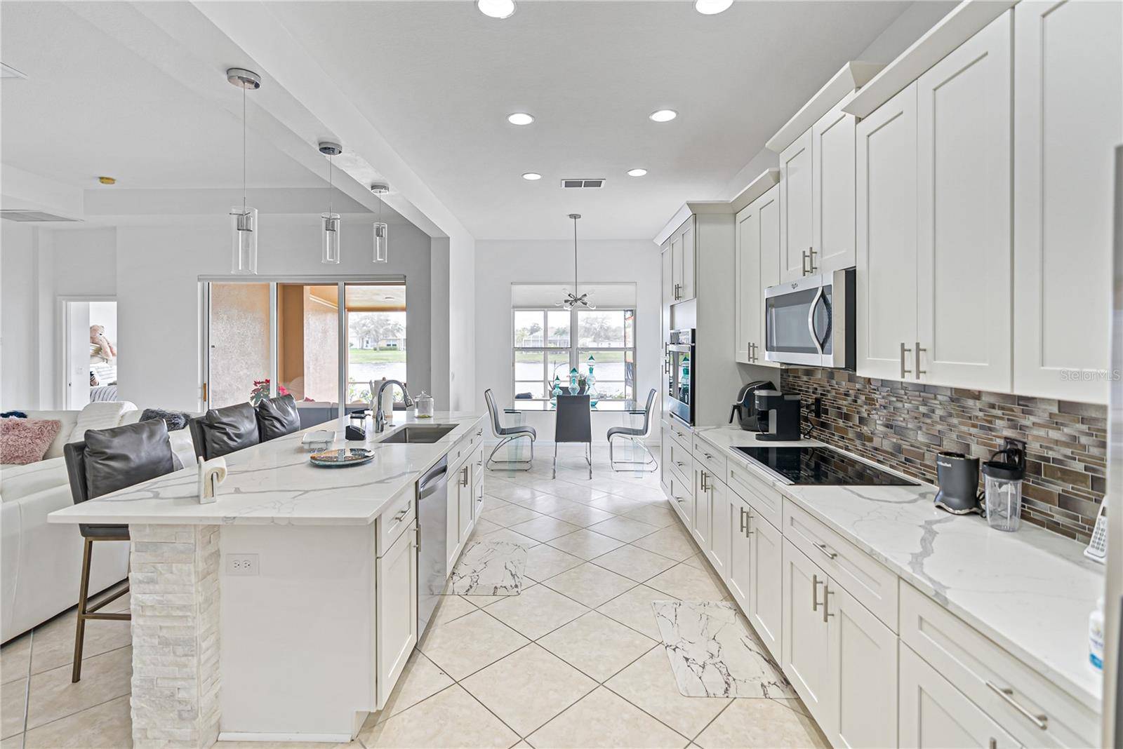 Bradenton, FL 34209,3671 SUMMERWIND CIR
