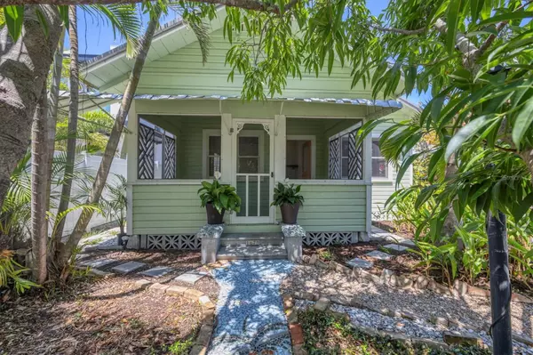 Sarasota, FL 34239,1679 ARLINGTON ST