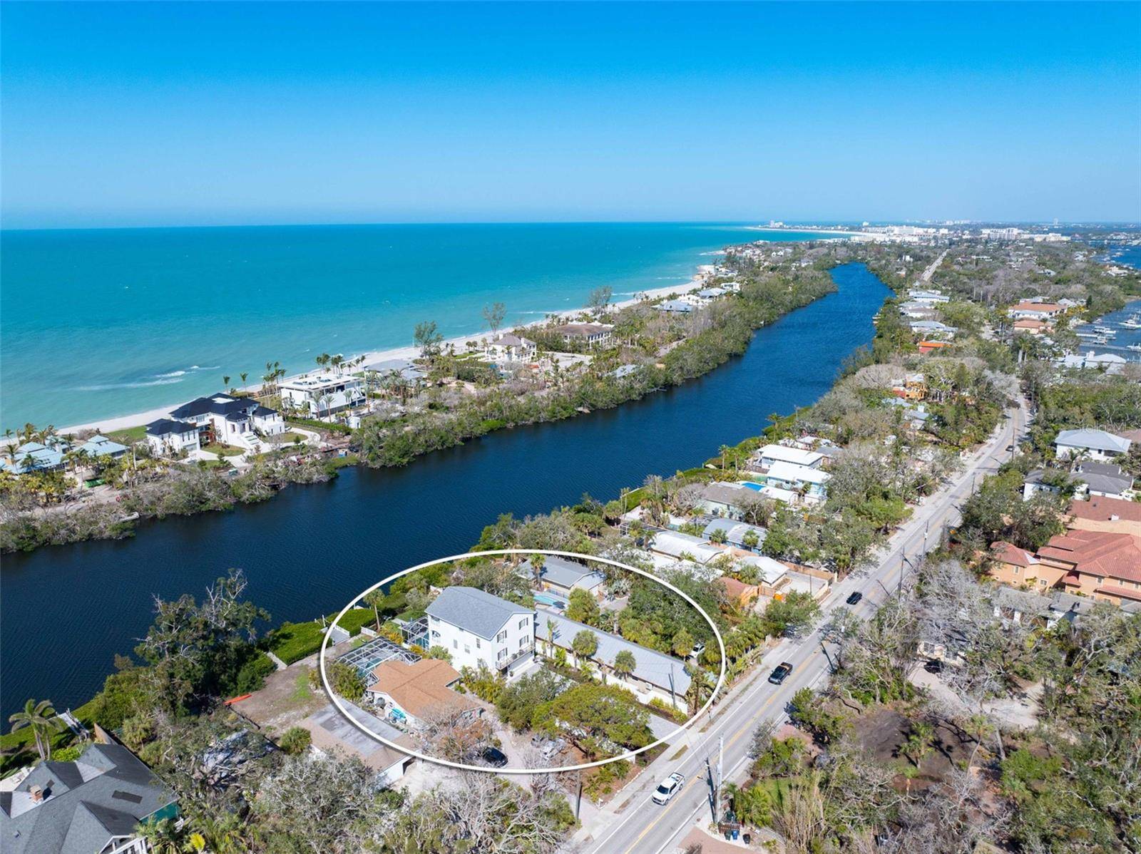 Sarasota, FL 34242,8258 MIDNIGHT PASS RD