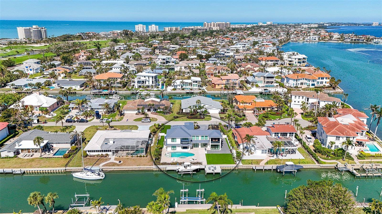 Longboat Key, FL 34228,560 SCHOONER LN