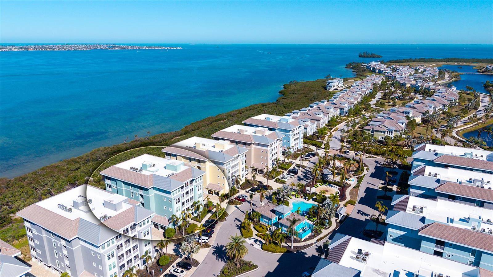Bradenton, FL 34209,388 ARUBA CIR #201