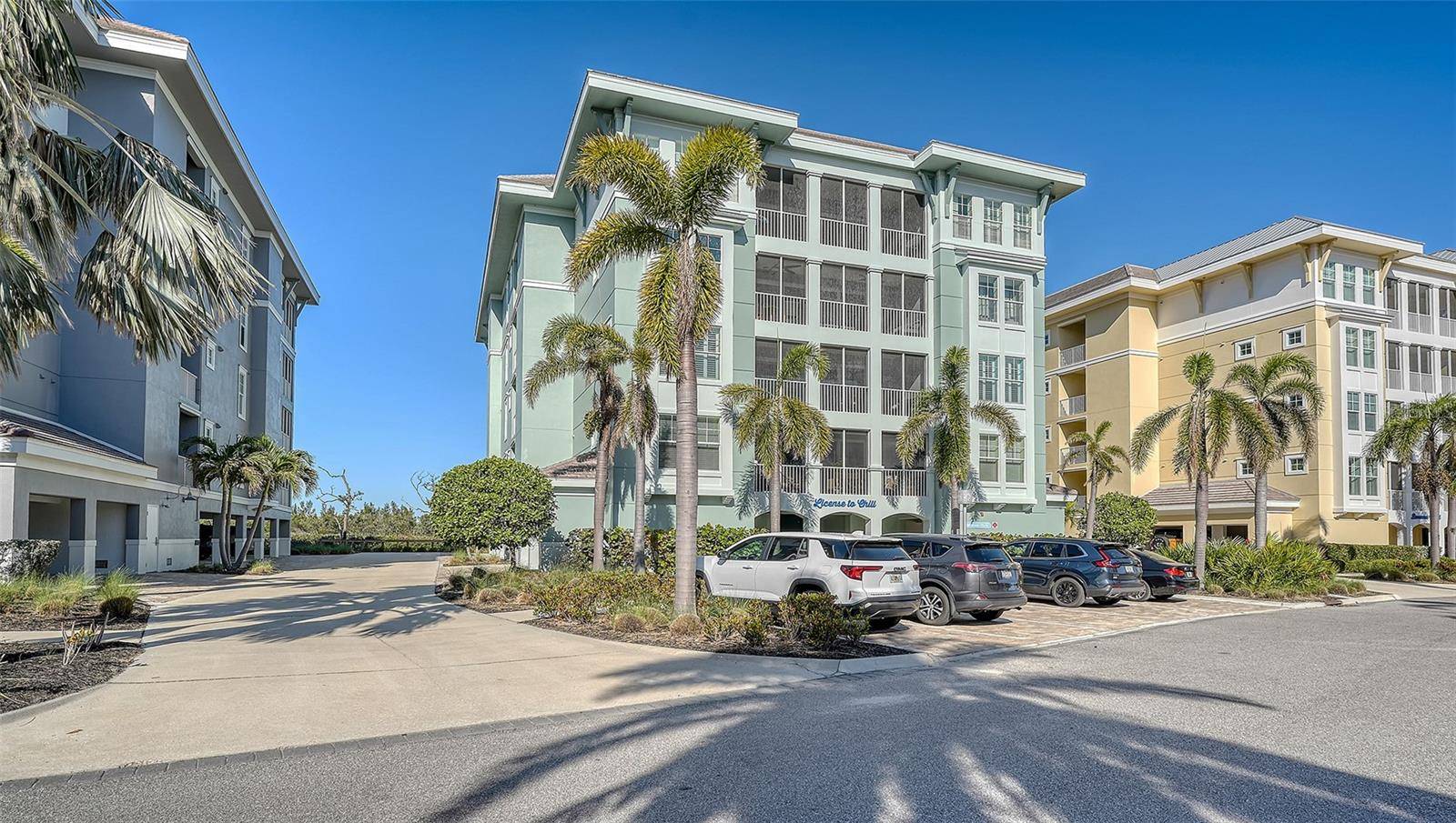 Bradenton, FL 34209,388 ARUBA CIR #201