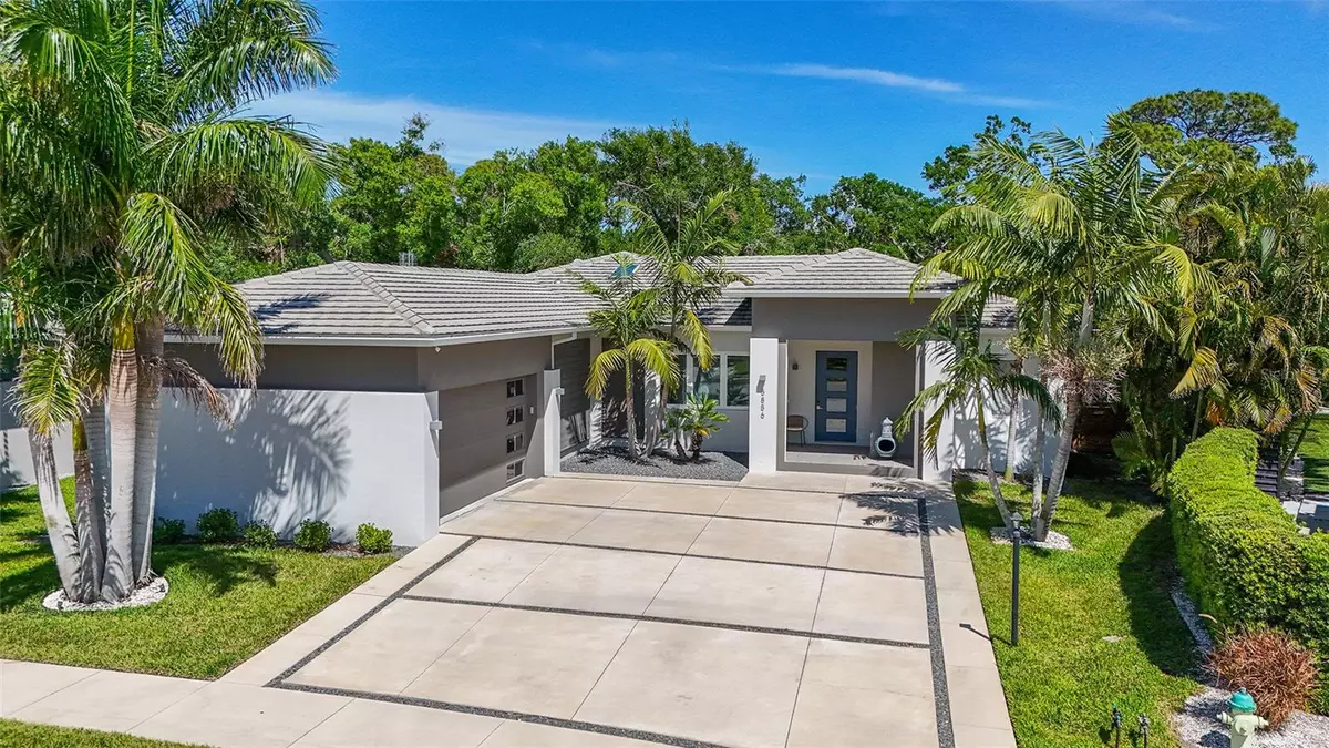 Sarasota, FL 34232,5856 MERIWETHER PL