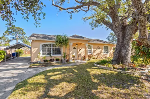 3883 TAMPICO DR, Sarasota, FL 34235