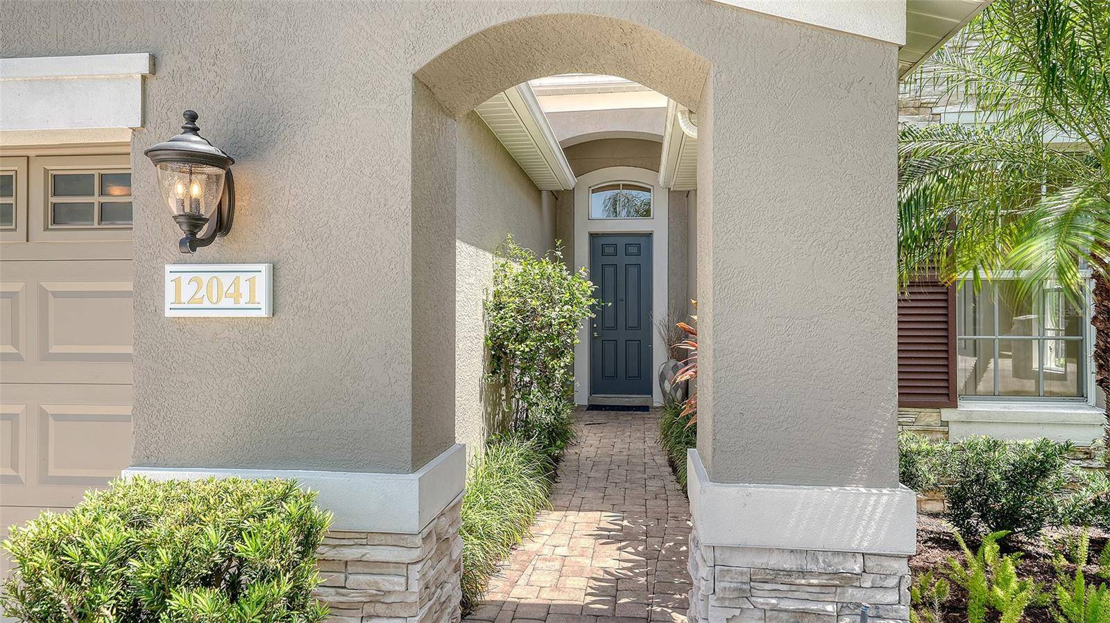 Lakewood Ranch, FL 34202,12041 THORNHILL CT