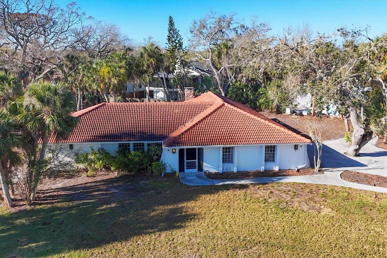 670 VENICE LN, Sarasota, FL 34242
