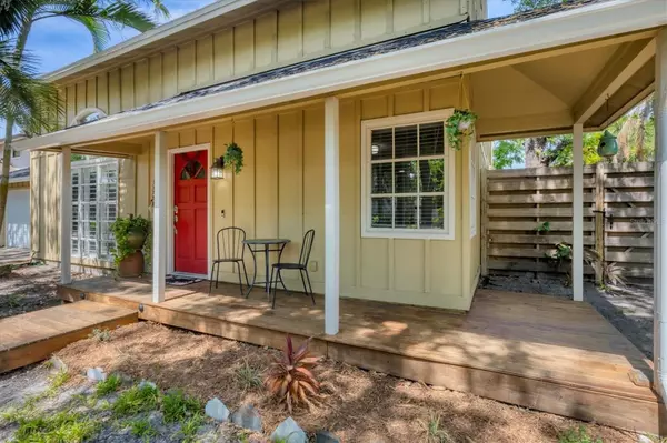 Sarasota, FL 34232,4063 WOODVIEW DR