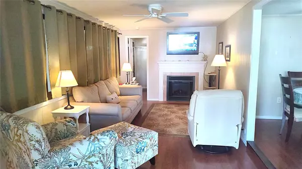 Bradenton, FL 34208,3300 26TH AVE E #196