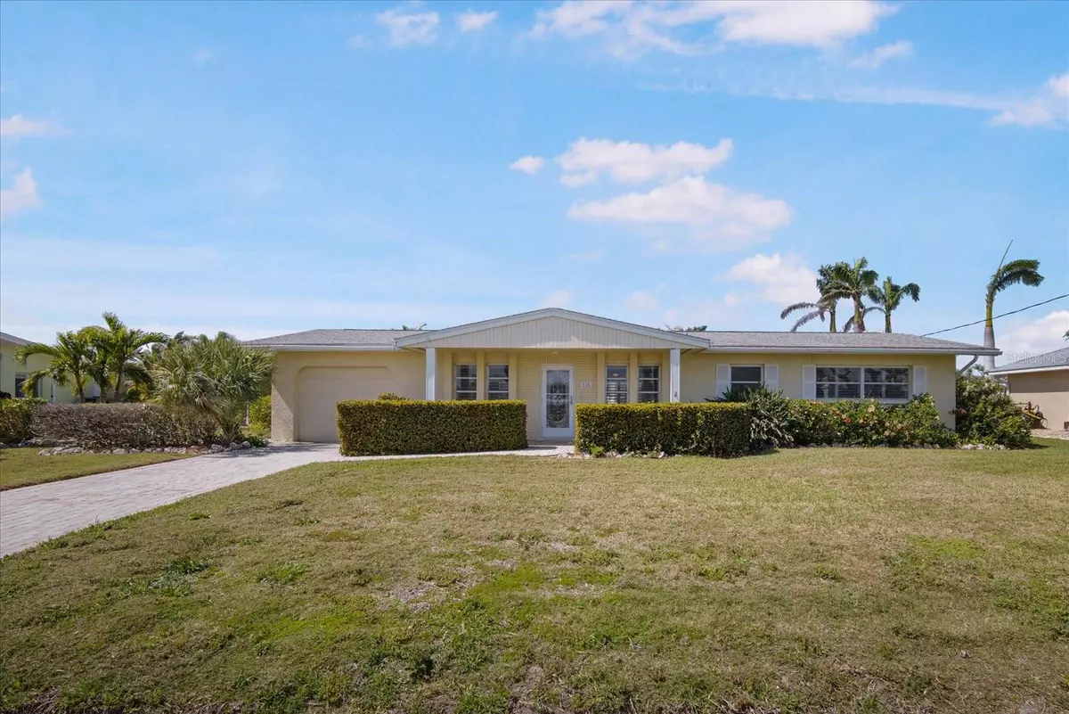 Holmes Beach, FL 34217,516 71ST ST