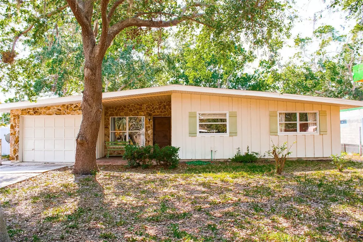 Sarasota, FL 34239,2110 EUCLID TER