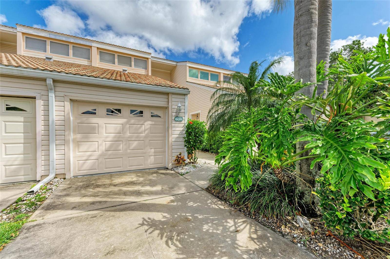 7507 PRESERVES CT #7507, Sarasota, FL 34243