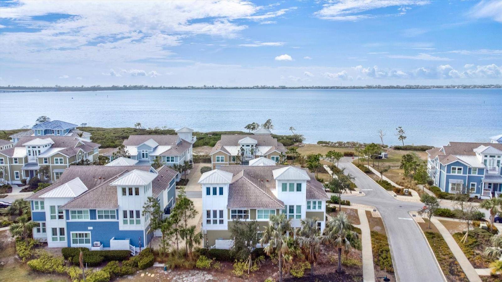 Bradenton, FL 34209,319 COMPASS POINT DR #201