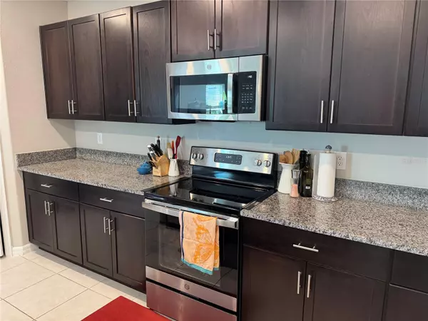 Ruskin, FL 33570,588 ROYAL EMPRESS DR